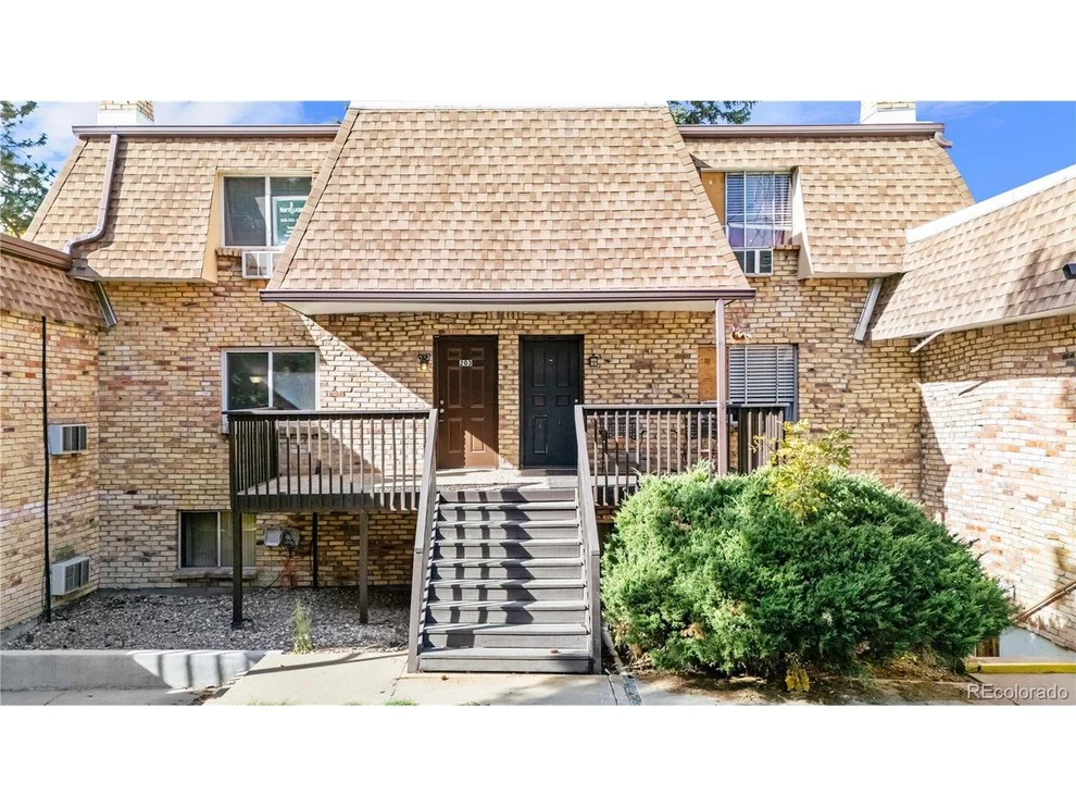 Unit for sale at 1390 Everett Ct, Lakewood, CO 80215