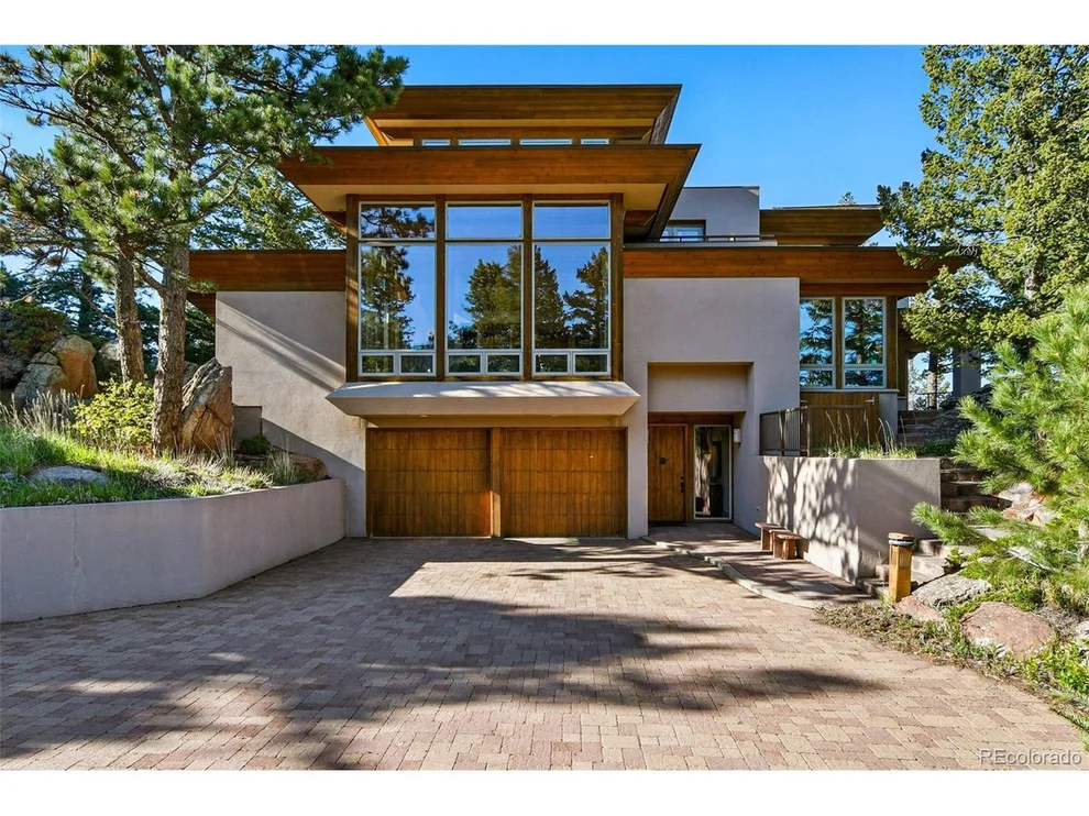 Unit for sale at 9041 Eastridge Rd, Golden, CO 80403