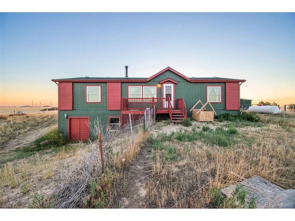 Unit for sale at 7337 Schumaker Rd, Bennett, CO 80102