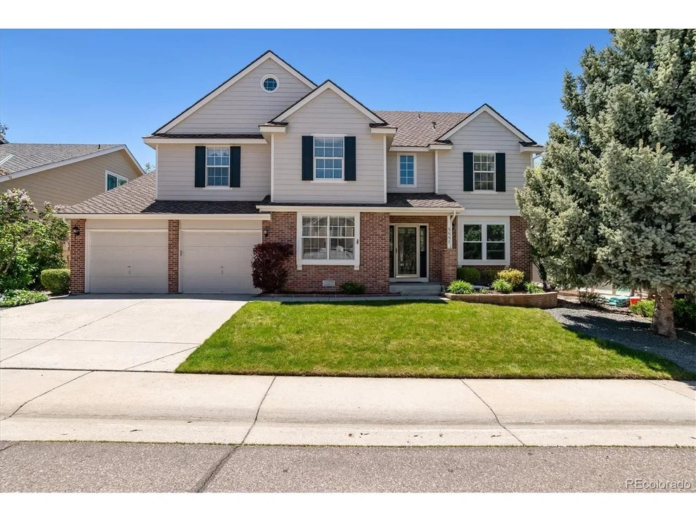 Unit for sale at 8881 Chestnut Hill Ln, Highlands Ranch, CO 80130