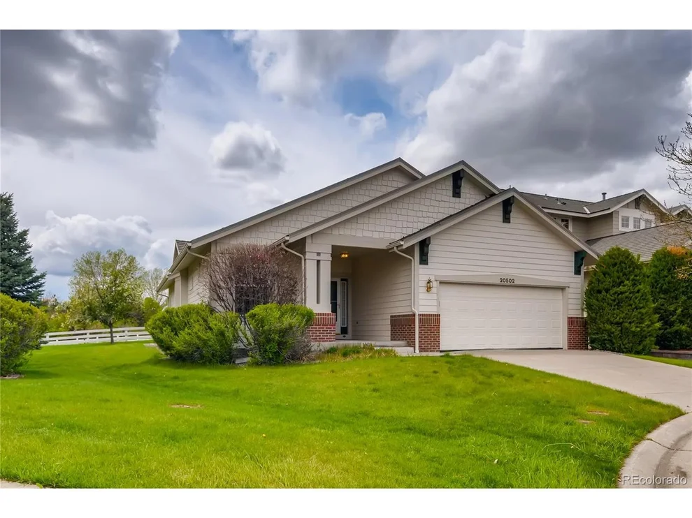 Unit for sale at 20502 E Lake Cir, Centennial, CO 80016