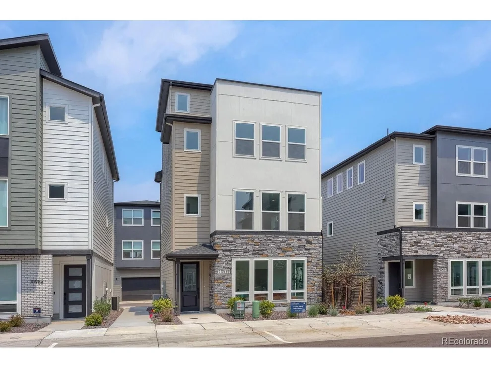 Unit for sale at 10988 E Geddes Pl, Centennial, CO 80112