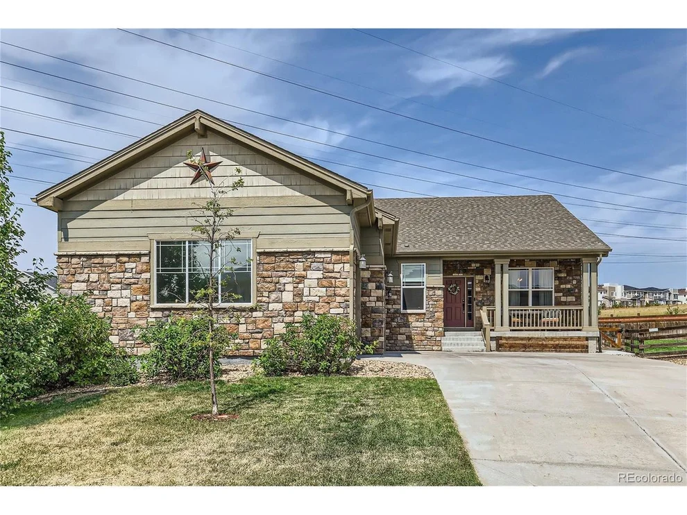 Unit for sale at 22553 E Union Cir, Aurora, CO 80015