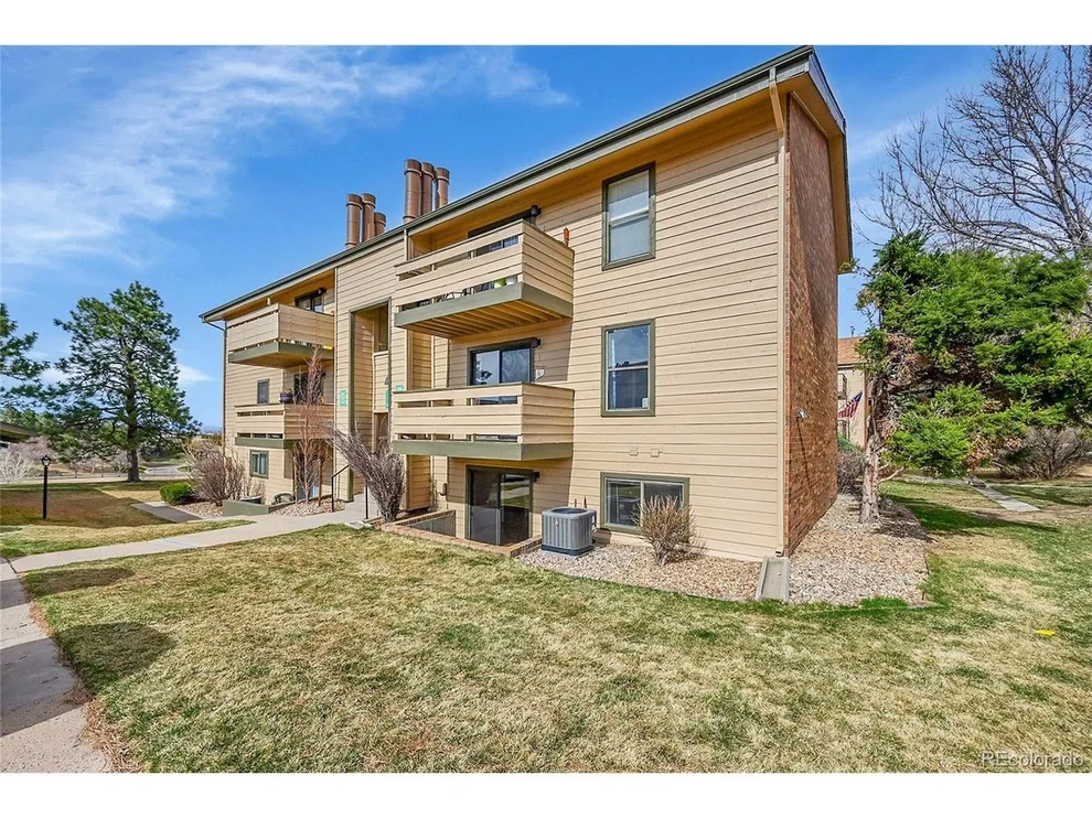 Unit for sale at 420 Zang St, Lakewood, CO 80228