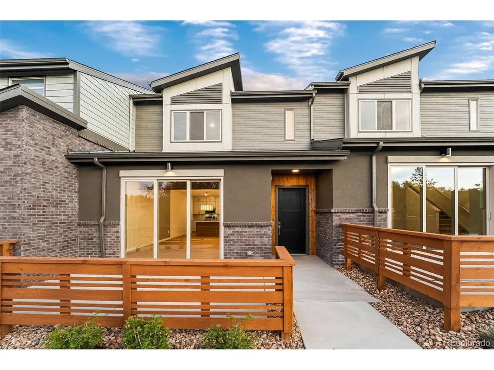 Unit for sale at 12334 W 58th Ct, Arvada, CO 80004