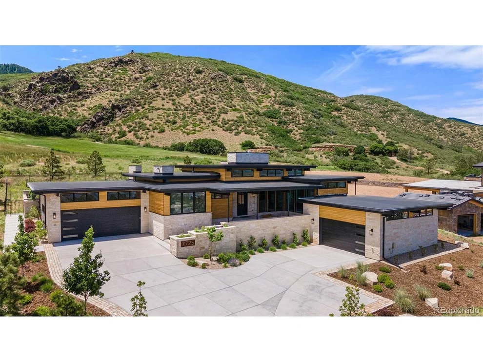 Unit for sale at 7725 Dante Dr, Littleton, CO 80125