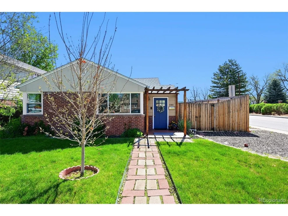 Unit for sale at 2301 E Yale Ave, Denver, CO 80210