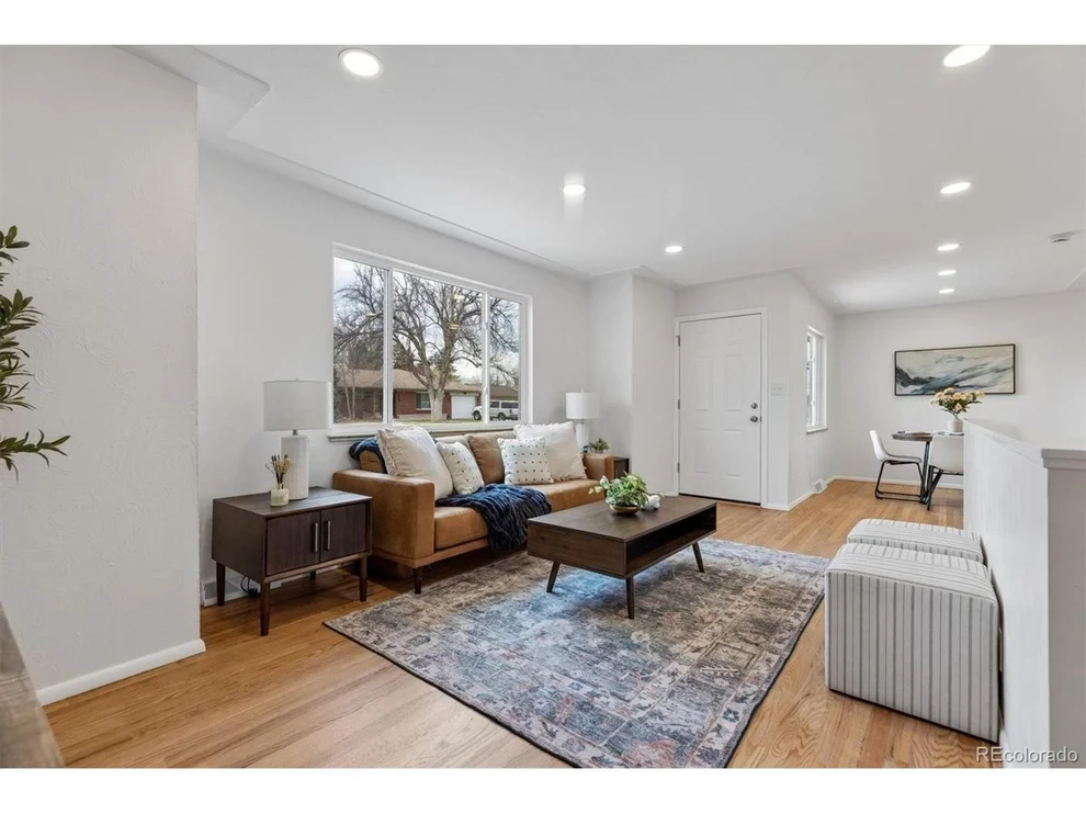 Unit for sale at 4880 S Cherokee St, Englewood, CO 80110