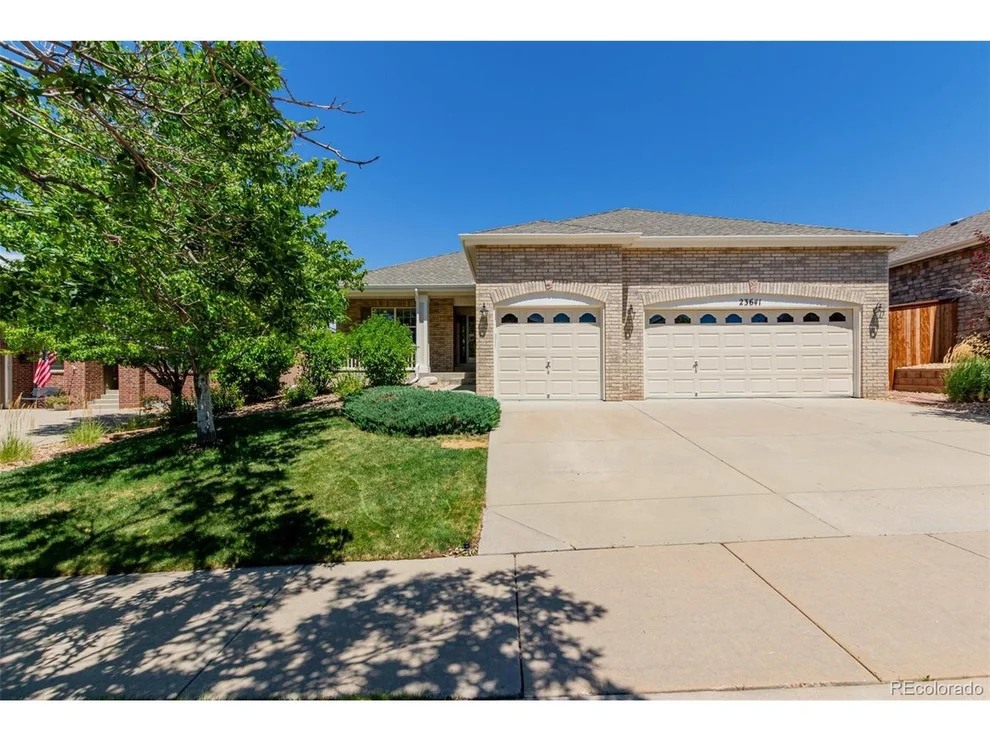 Unit for sale at 23641 E Whitaker Dr, Aurora, CO 80016