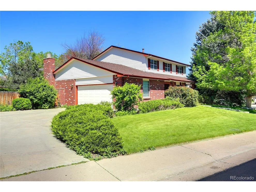 Unit for sale at 8143 S Harrison Cir, Centennial, CO 80122