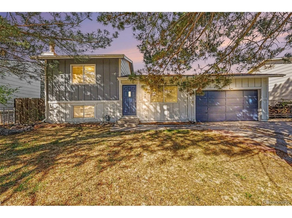 Unit for sale at 15946 E 17th Pl, Aurora, CO 80011