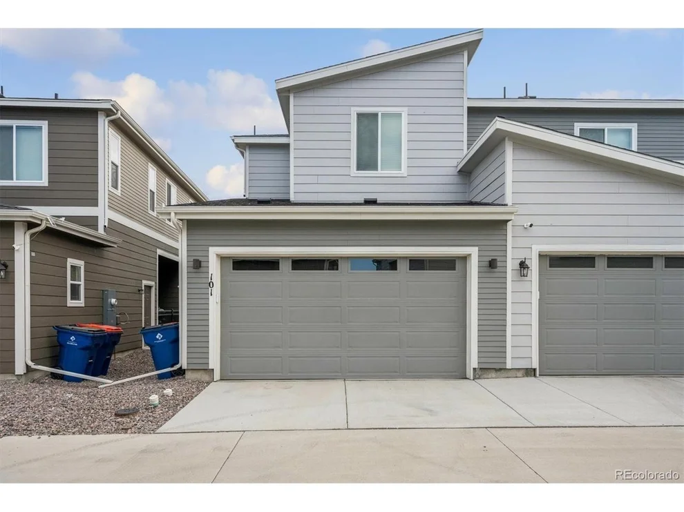 Unit for sale at 101 S Uriah St, Aurora, CO 80018