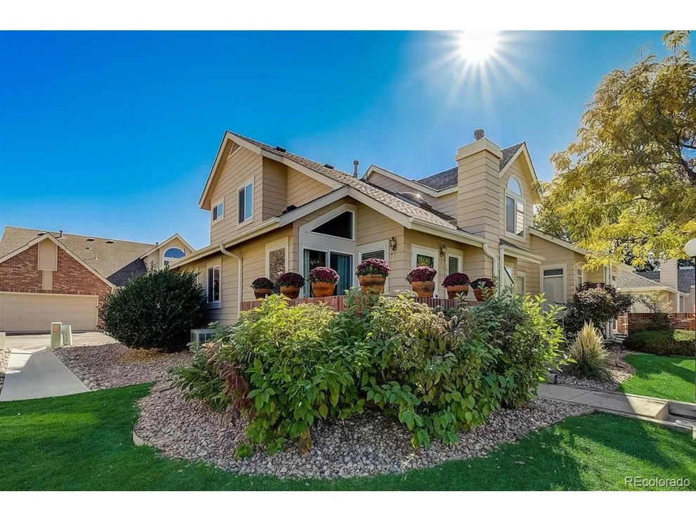 Unit for sale at 12688 E Pacific Cir, Aurora, CO 80014