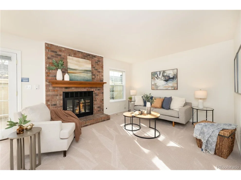 Unit for sale at 7244 E Briarwood Cir, Centennial, CO 80112