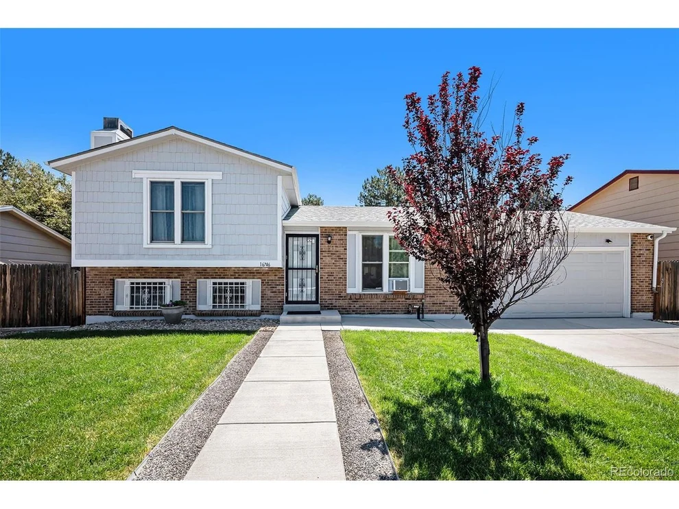 Unit for sale at 16746 E Louisiana Dr, Aurora, CO 80017