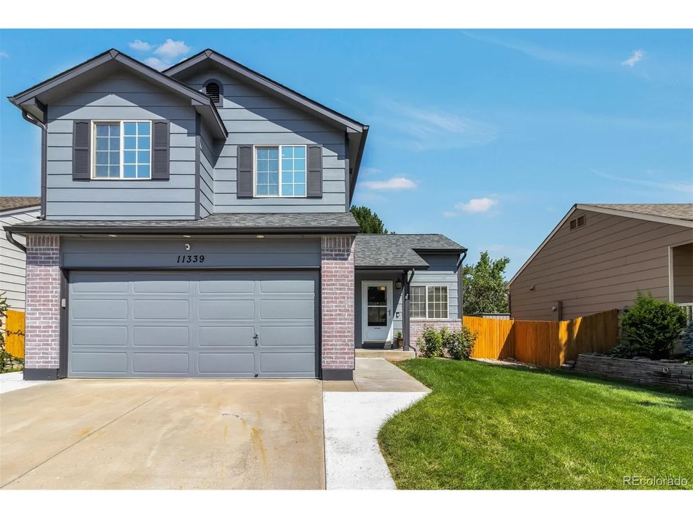 Unit for sale at 11339 W Aqueduct Dr, Littleton, CO 80127