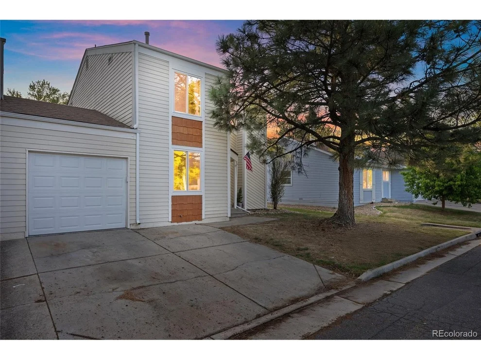 Unit for sale at 16129 E Rice Pl, Aurora, CO 80015