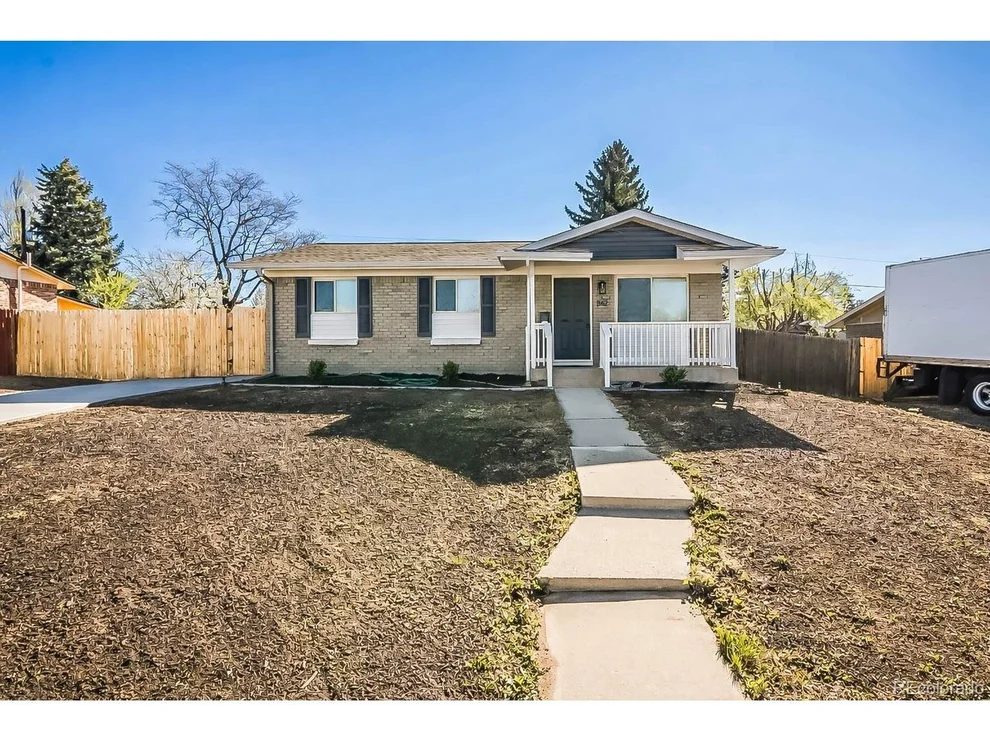Unit for sale at 842 S Worchester St, Aurora, CO 80012