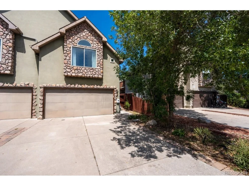 Unit for sale at 5667 W Green Meadows Pl, Denver, CO 80227