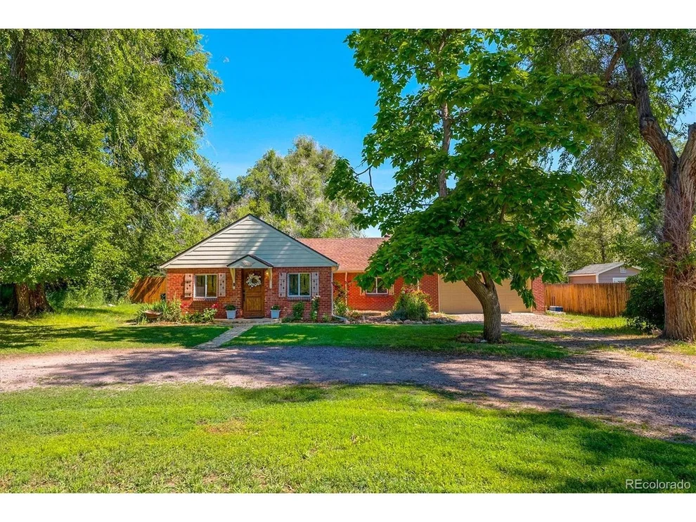 Unit for sale at 7025 W 24th Ave, Lakewood, CO 80214