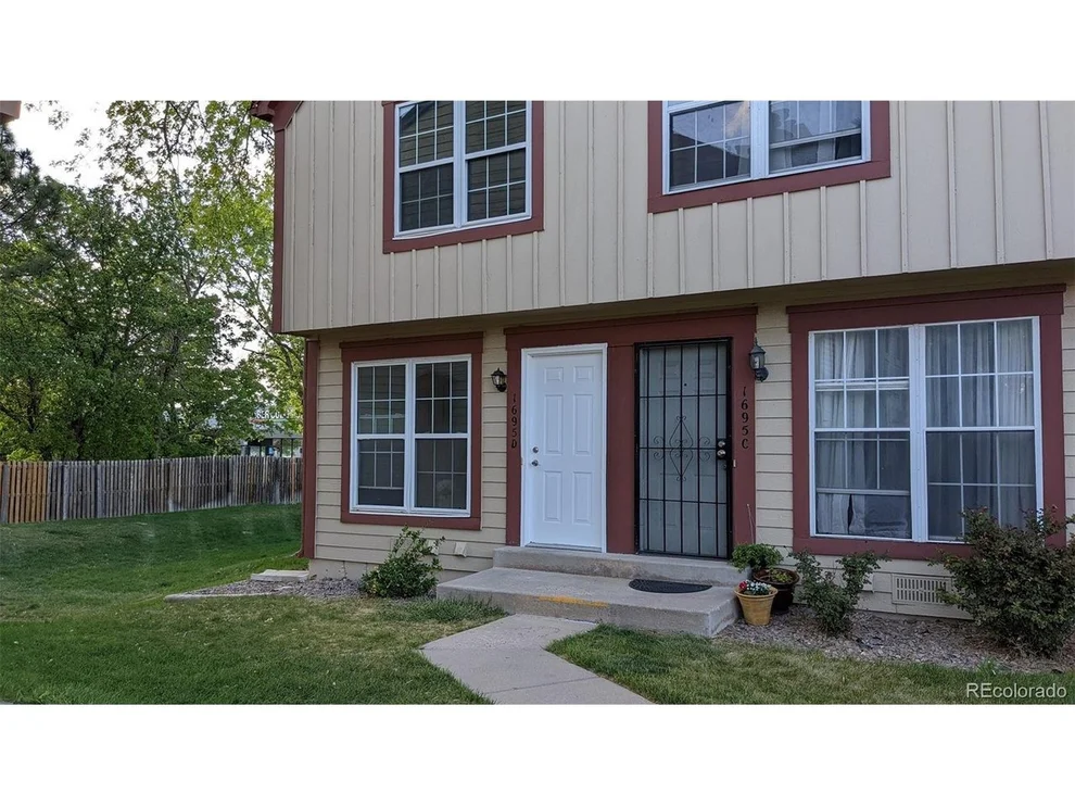 Unit for sale at 1695 S Blackhawk Way, Aurora, CO 80012