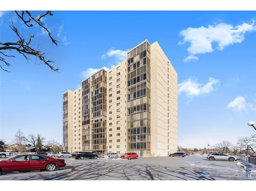 Unit for sale at 7877 E Mississippi Ave, Denver, CO 80247