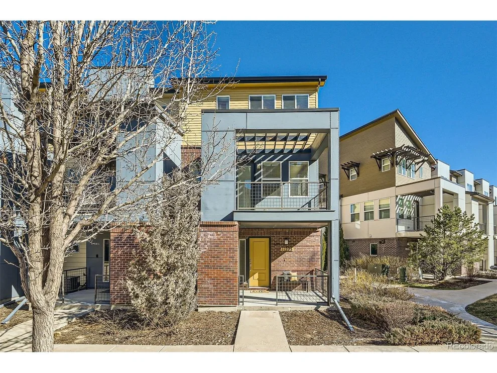 Unit for sale at 11225 Colony Cir, Broomfield, CO 80021