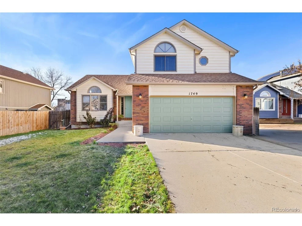 Unit for sale at 1749 Foster Dr, Longmont, CO 80501
