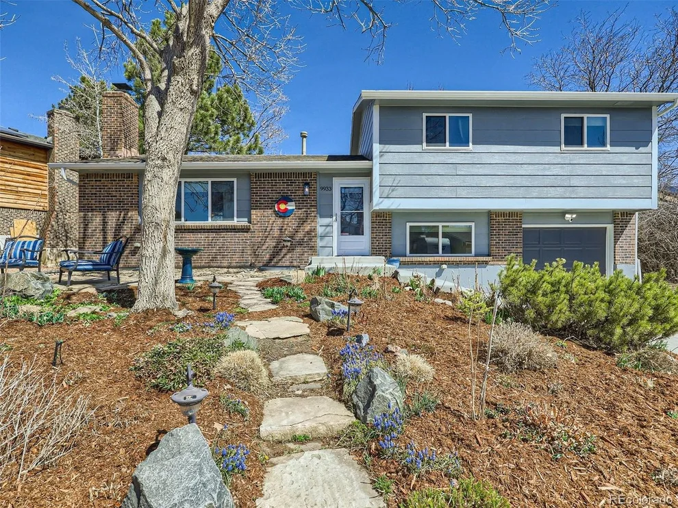 Unit for sale at 9933 W Caley Ave, Littleton, CO 80123