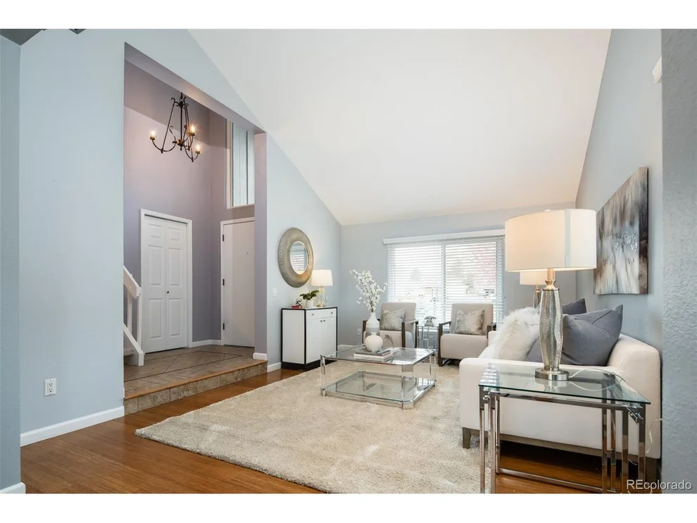 Unit for sale at 10101 E Caley Ave, Englewood, CO 80111