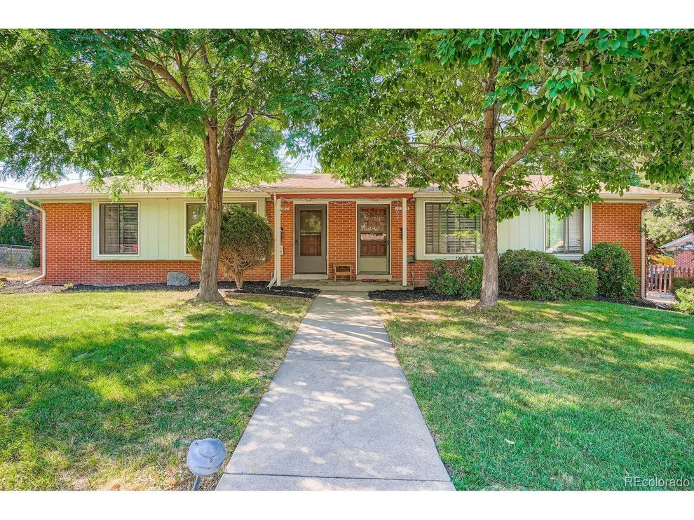 Unit for sale at 12285 W Dakota Dr, Lakewood, CO 80228