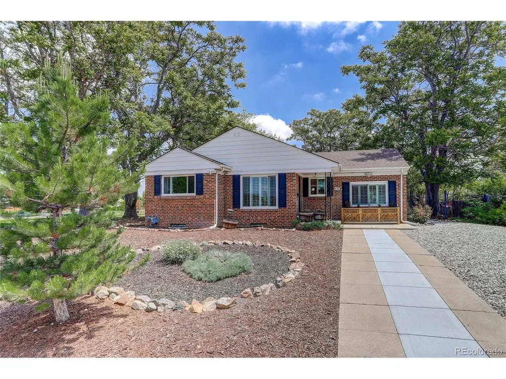 Unit for sale at 3090 Jasmine St, Denver, CO 80207
