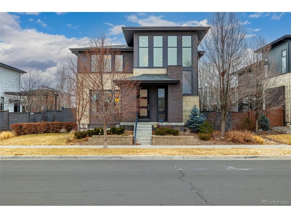 Unit for sale at 8565 E 50th Dr, Denver, CO 80238