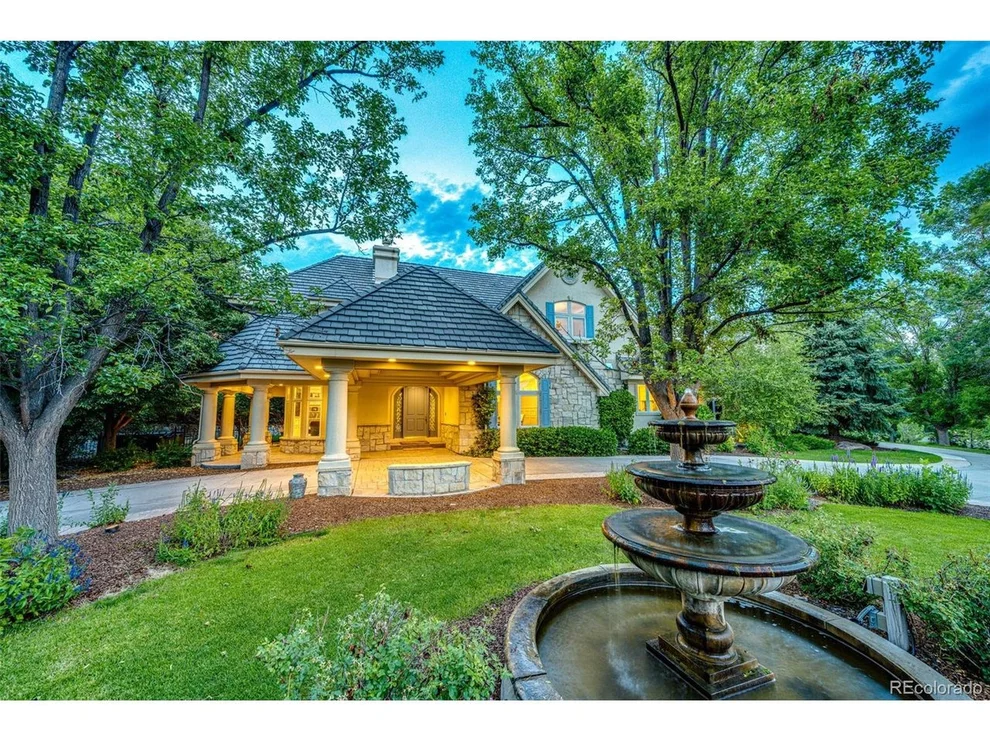 Unit for sale at 4681 W Hanoverian Way, Littleton, CO 80128