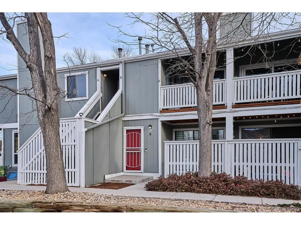 Unit for sale at 1180 S Monaco Pkwy, Denver, CO 80224