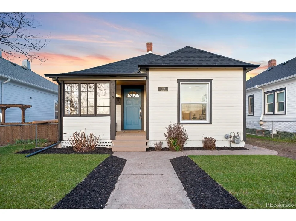 Unit for sale at 3978 S Lincoln St, Englewood, CO 80113