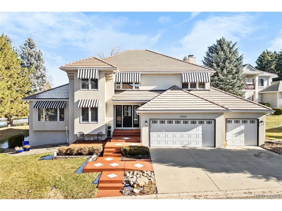 Unit for sale at 2504 S Fenton Ln, Lakewood, CO 80227