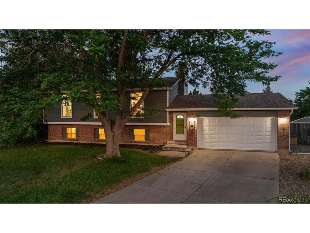 Unit for sale at 8074 S Estes Ct, Littleton, CO 80128