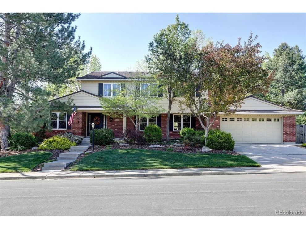 Unit for sale at 10886 E Berry Ave, Englewood, CO 80111