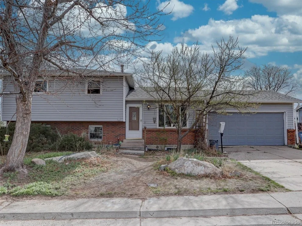 Unit for sale at 6538 S Everett Way, Littleton, CO 80123
