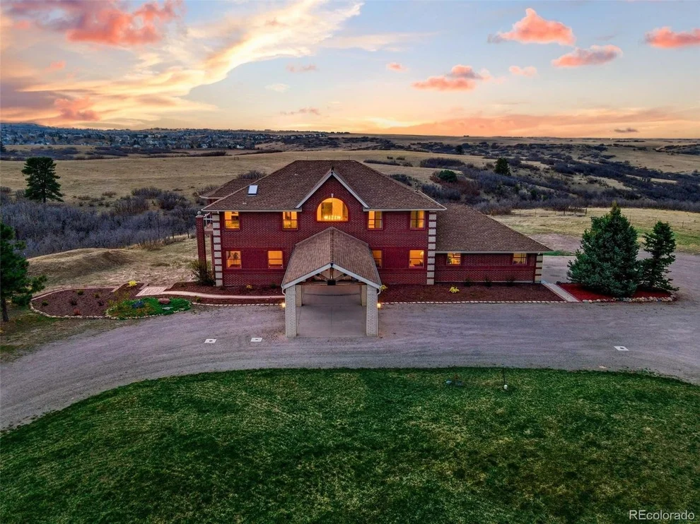 Unit for sale at 4347 N Crowfoot Valley Rd, Castle Rock, CO 80108