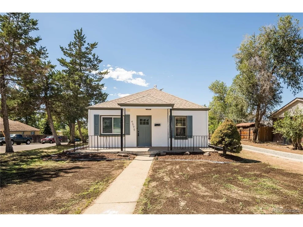 Unit for sale at 4595 S Lipan Ct, Englewood, CO 80110