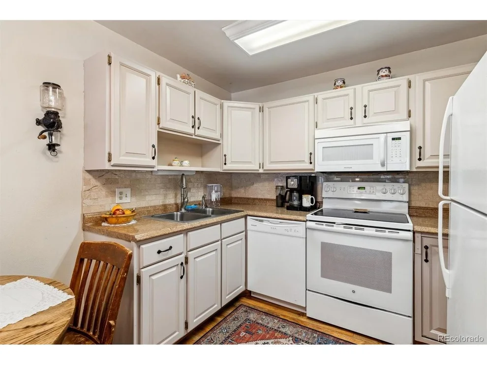 Unit for sale at 620 S Alton Way, Denver, CO 80247