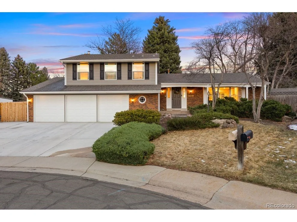 Unit for sale at 5984 S Florence Ct, Englewood, CO 80111