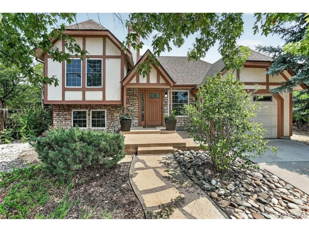 Unit for sale at 18574 E Layton Pl, Aurora, CO 80015