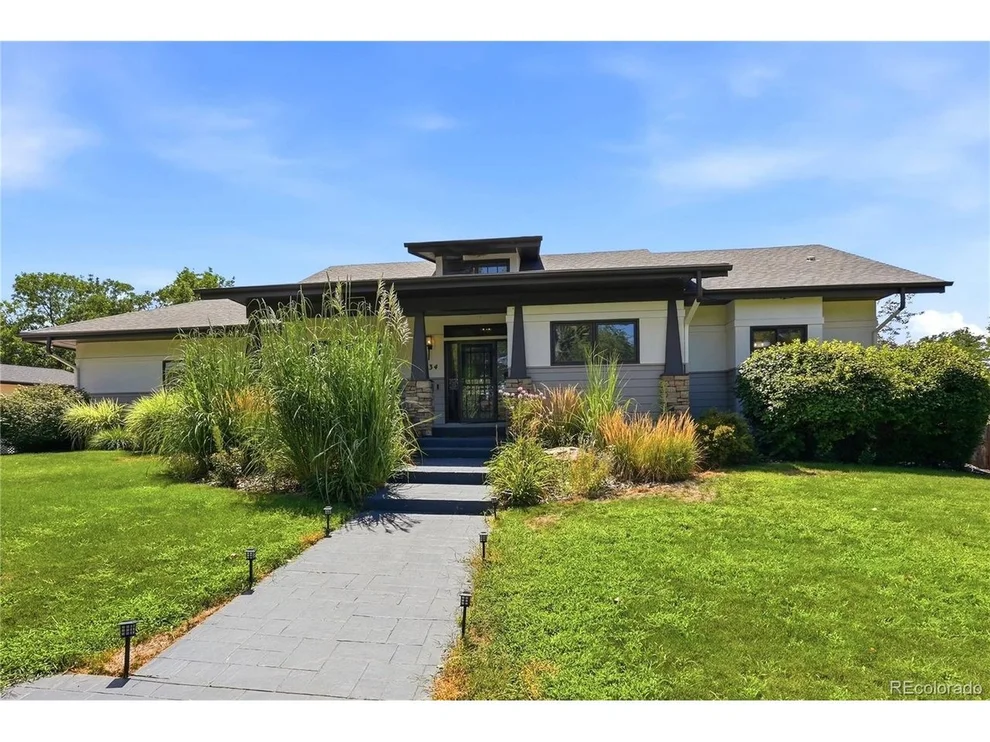 Unit for sale at 434 E Lake Pl, Littleton, CO 80121