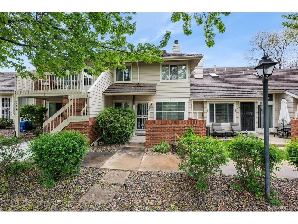 Unit for sale at 5239 W Iliff Dr, Lakewood, CO 80227