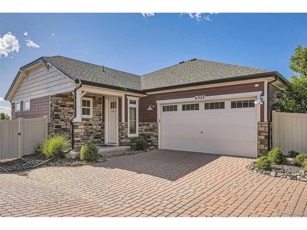 Unit for sale at 4955 N Picadilly Ct, Aurora, CO 80019