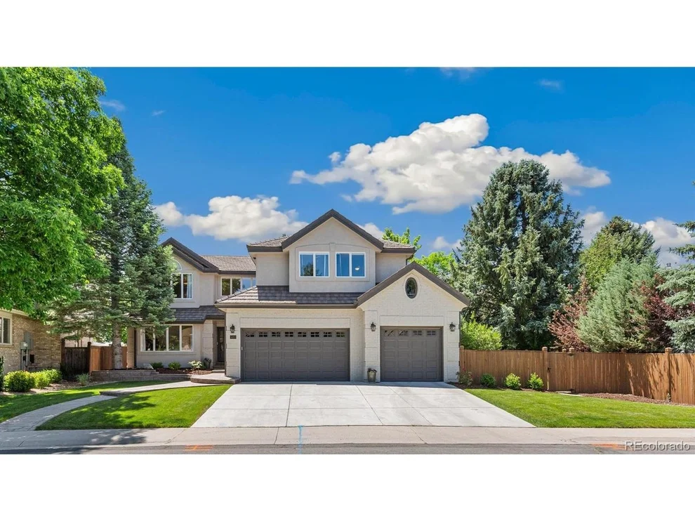 Unit for sale at 5212 S Geneva St, Englewood, CO 80111