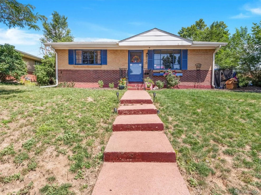 Unit for sale at 8520 Franklin Dr, Denver, CO 80229